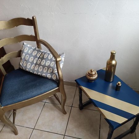 Bleu Bonheur Acomodação com café da manhã Dennevy Quarto foto